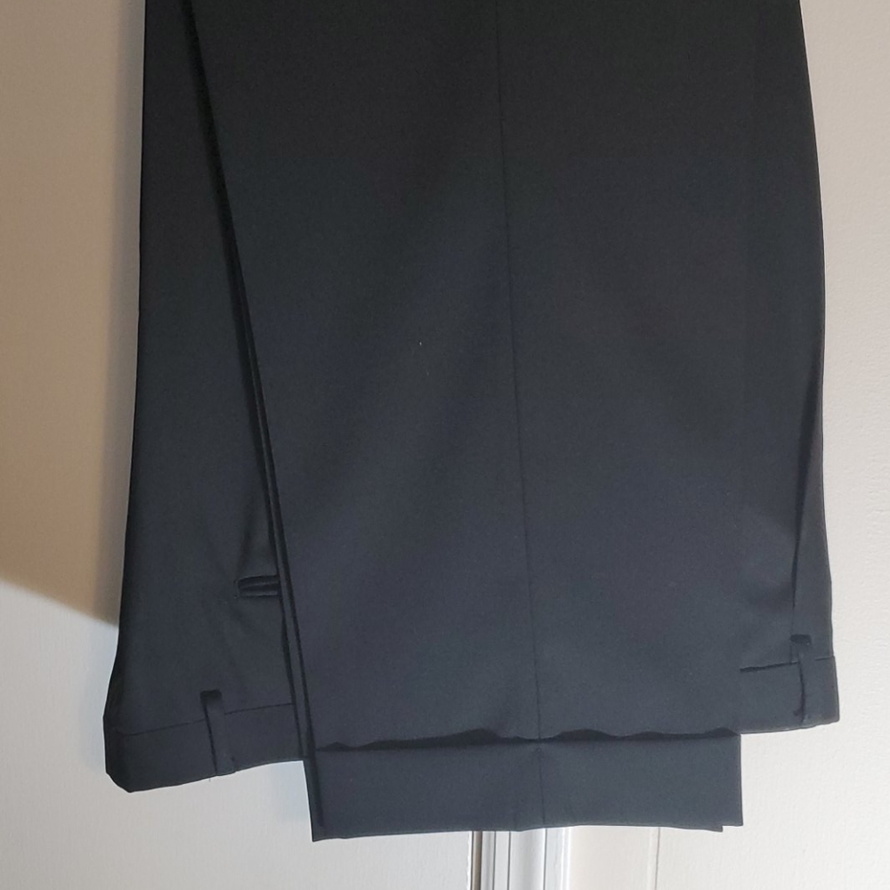 Perry Ellis - Picture 7 of 7